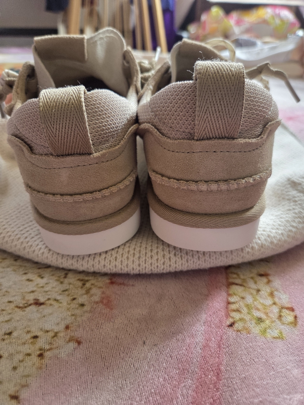 UGG Beige Suede Sneakers with Patterned Laces - Picture 4 of 16